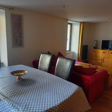 Appartement Centre Du Village Brides Les Bains Exterior photo