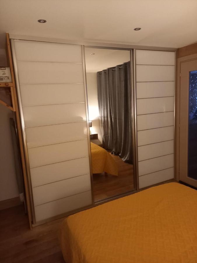Appartement Centre Du Village Brides Les Bains Exterior photo