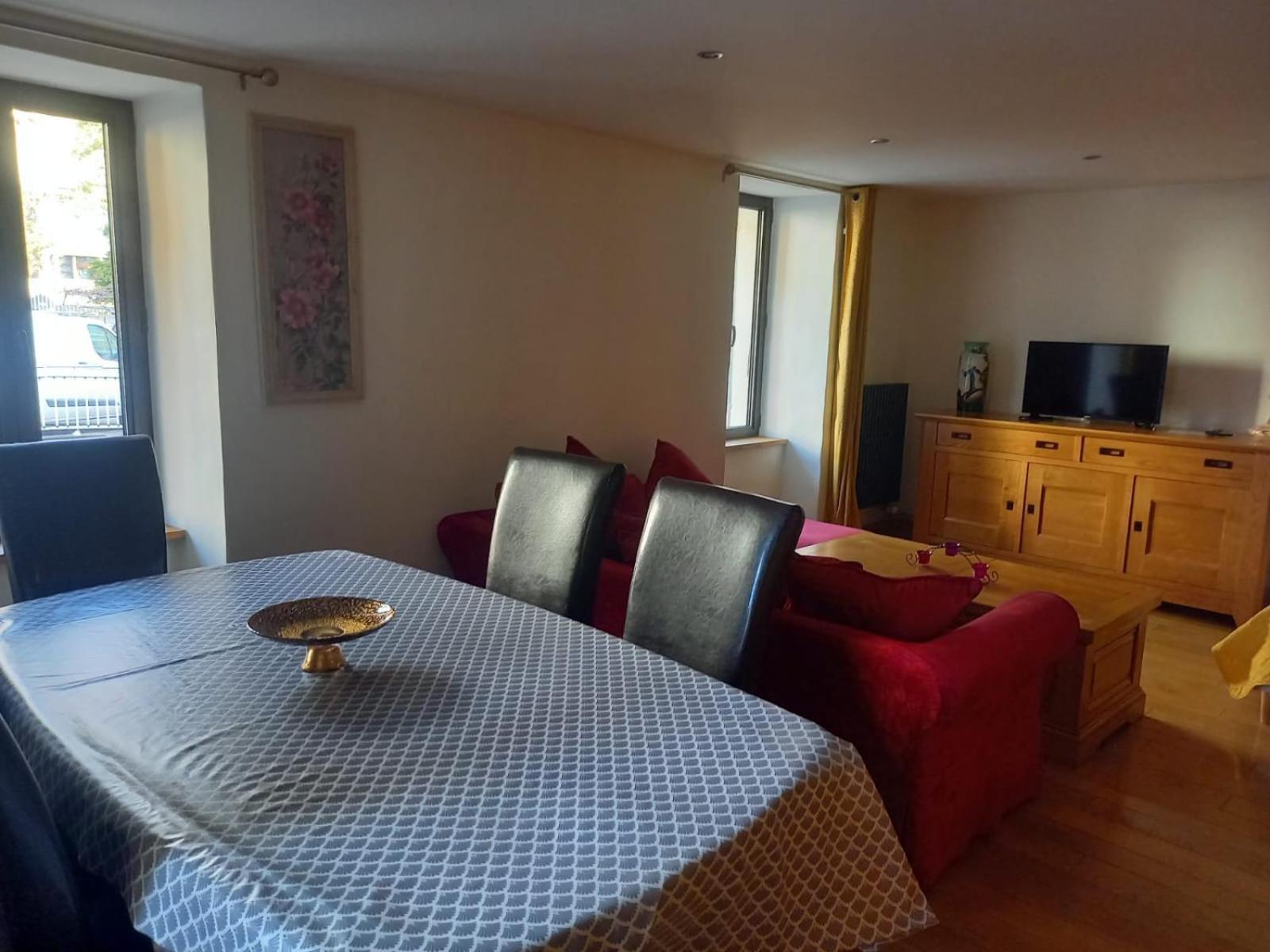 Appartement Centre Du Village Brides Les Bains Exterior photo